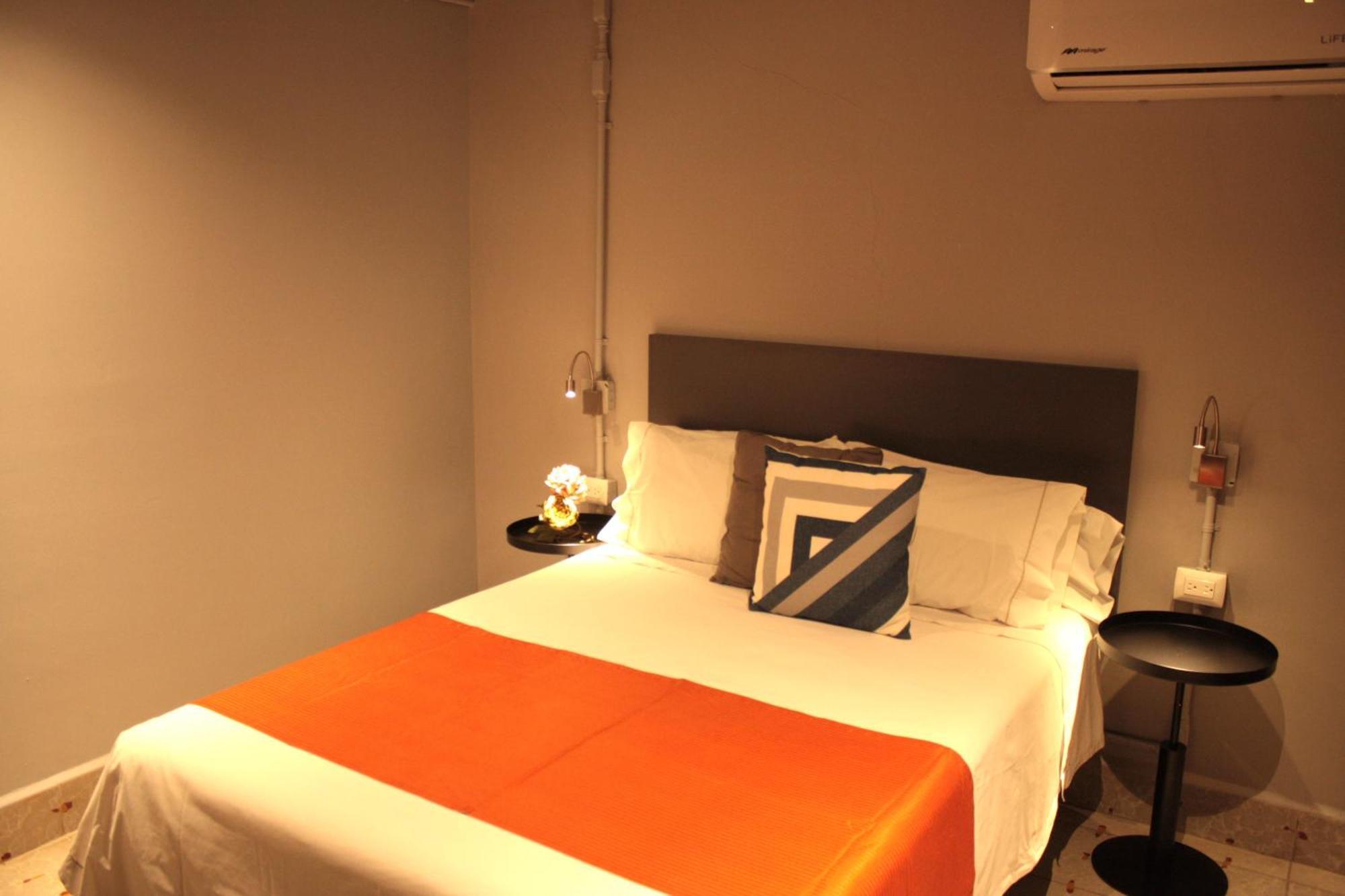 Hotel El Pedregal Matehuala Kültér fotó