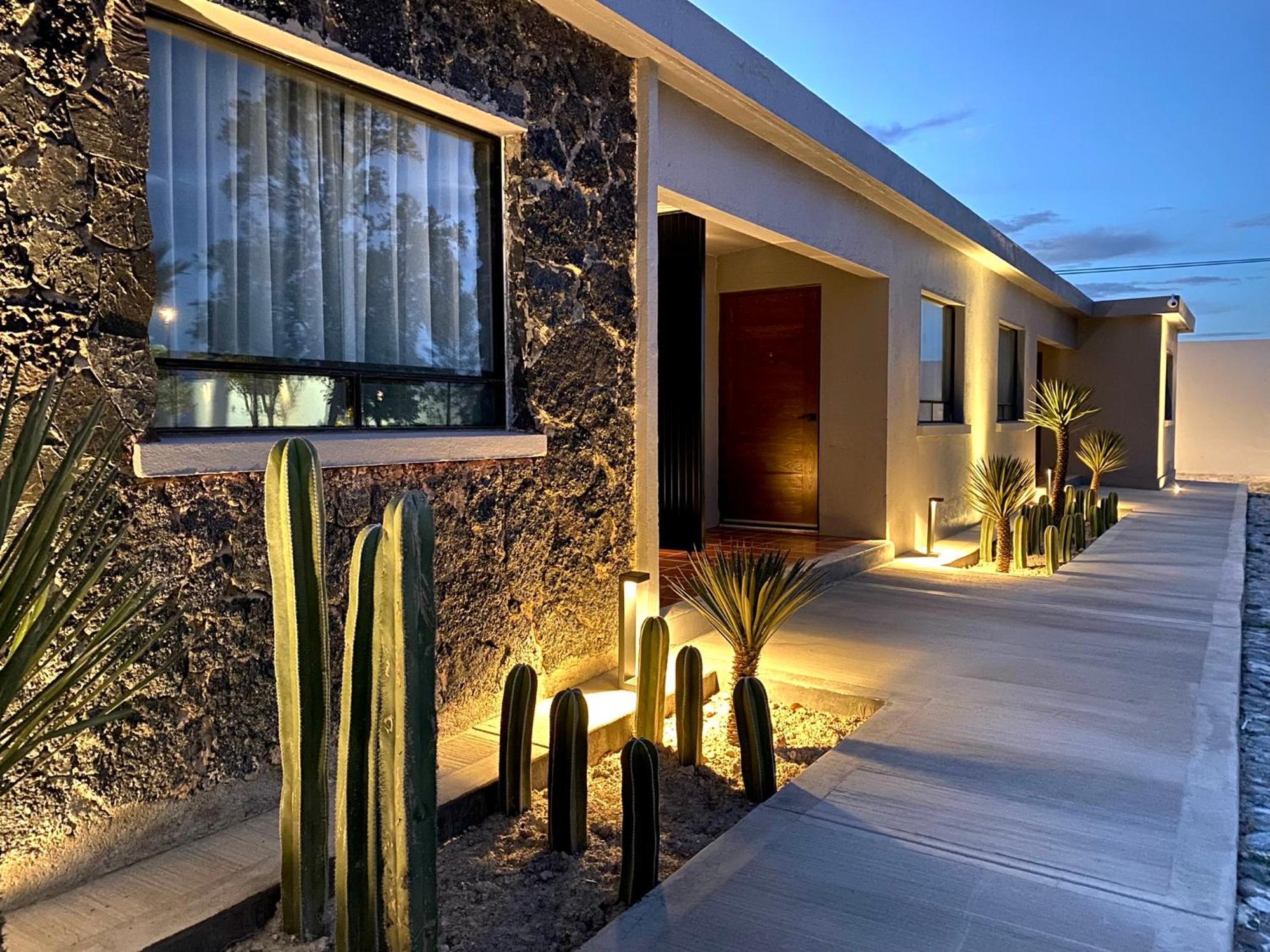Hotel El Pedregal Matehuala Kültér fotó